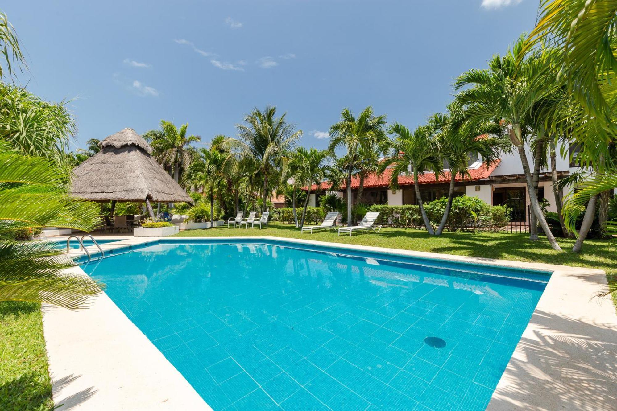 Large House - Walking To Beach - 10 Guests! Cancún Exteriér fotografie