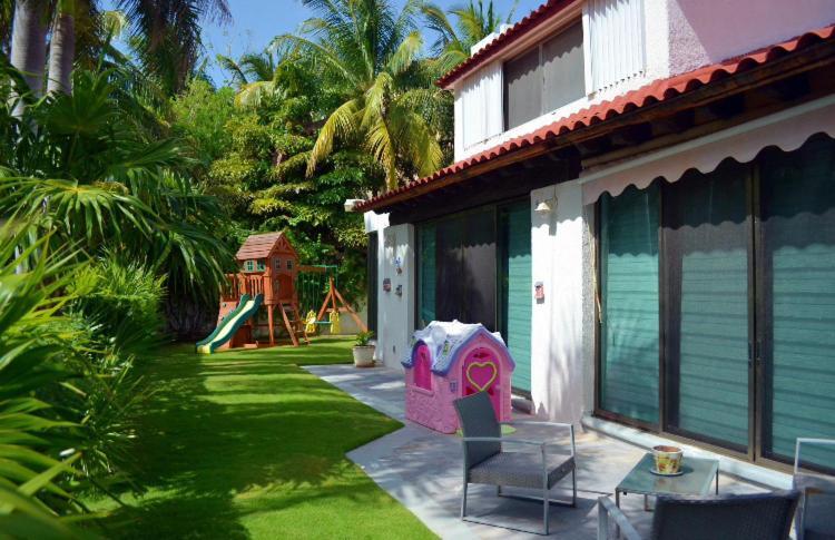 Large House - Walking To Beach - 10 Guests! Cancún Exteriér fotografie
